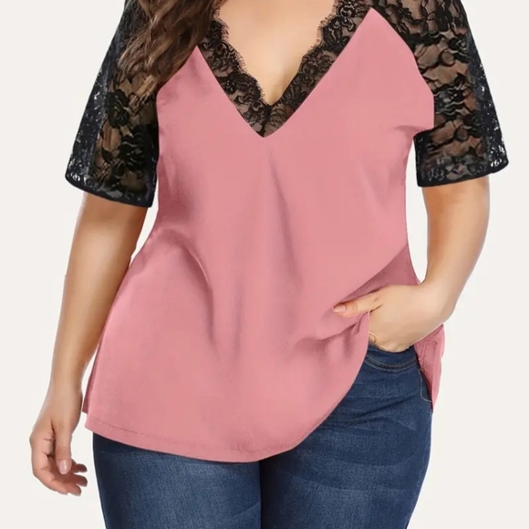 NWT!! Women's Plus Size Pink and Black Jacquard Contrast Lace Casual Fashion Top - Picture 10 of 10